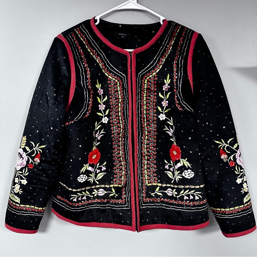 Floryday jacket, Black Velour Beautiful Floral Design, Tiny Gold Studs, M. EUC.